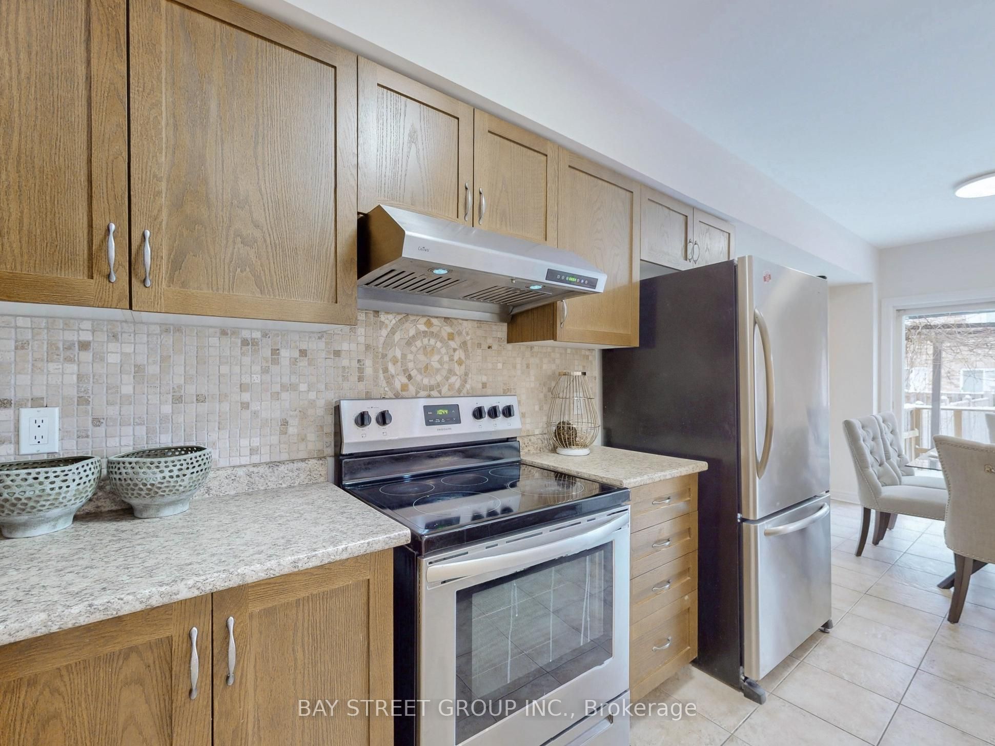 Photo 13 of 6 Shanty Street, Vaughan, Patterson — HOMEH