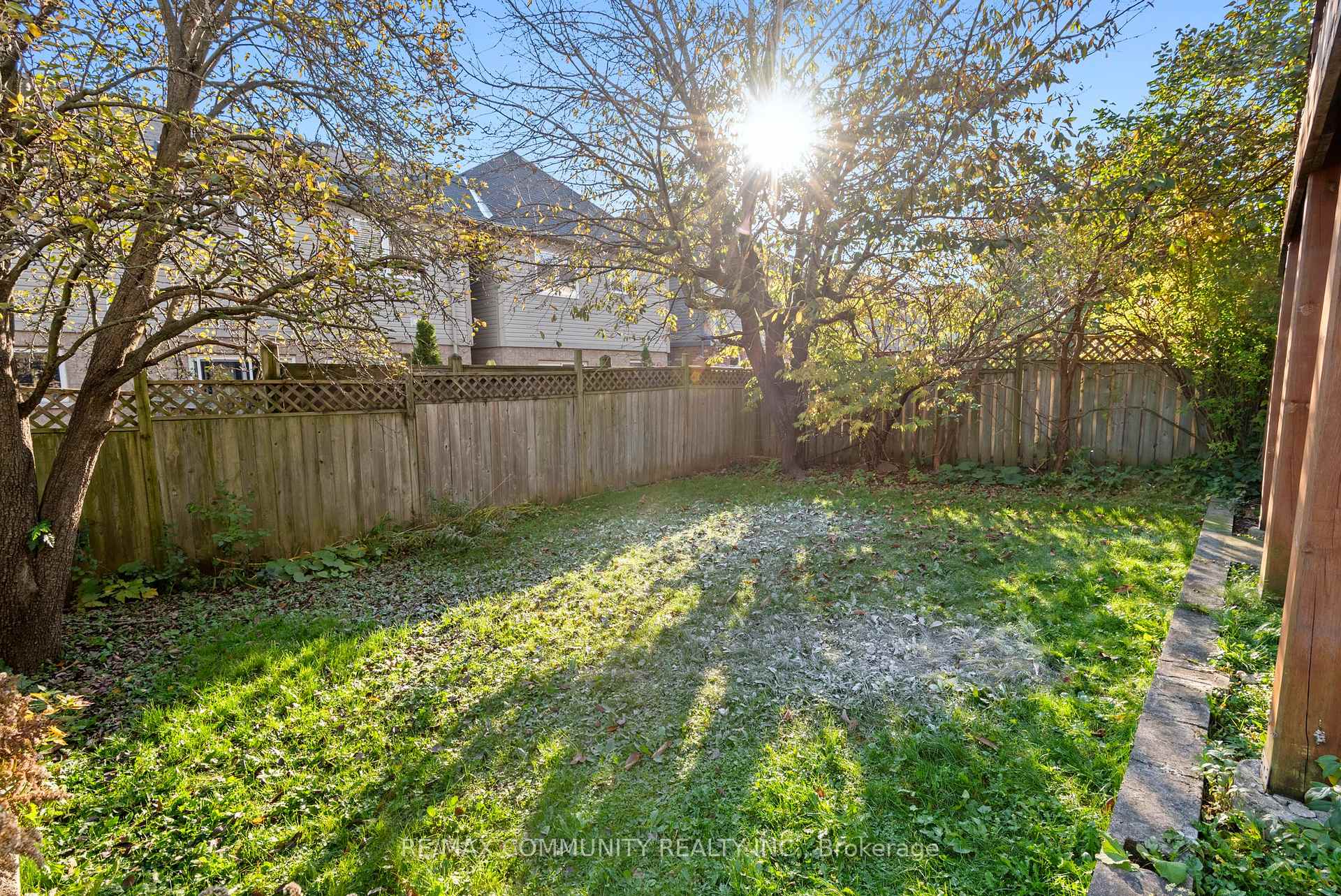 Photo 17 of Unit BSMT, 11 Wicks Drive, Ajax, Central East — HOMEH