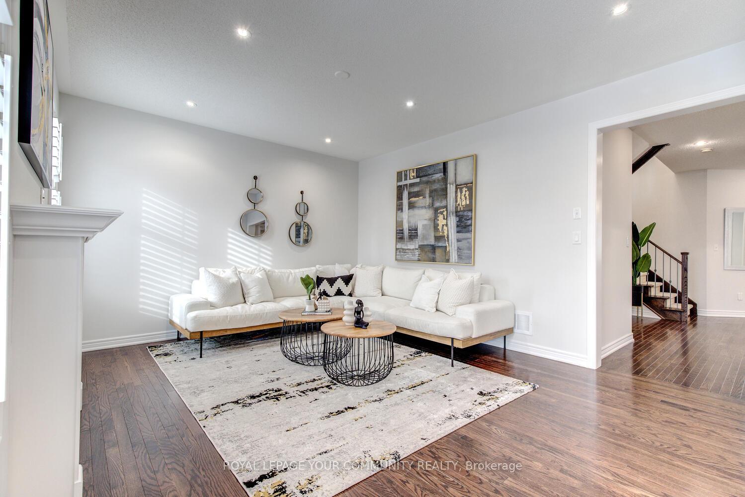 Photo 16 of 9 Lealinds Road, Vaughan, Patterson — HOMEH