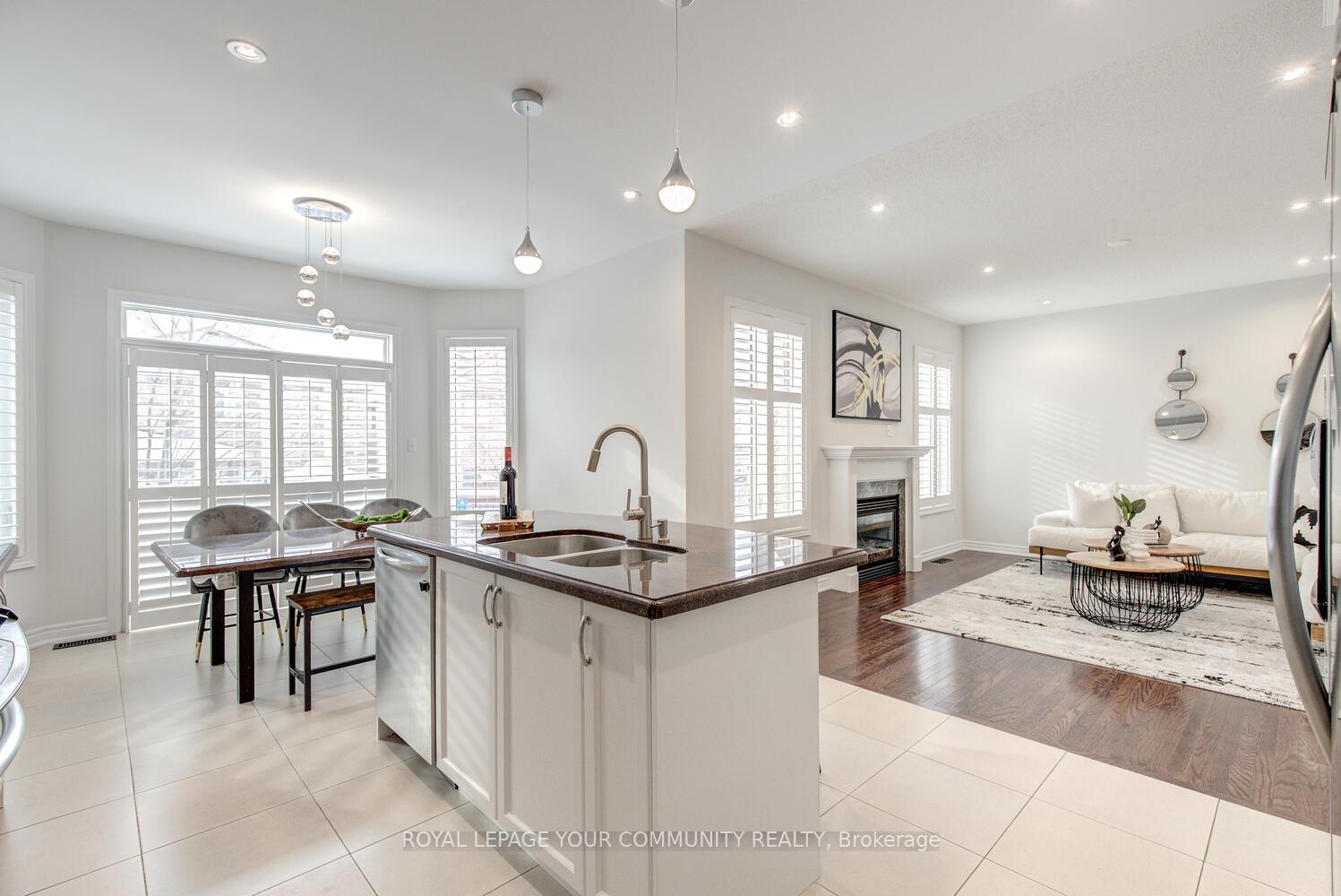 Photo 24 of 9 Lealinds Road, Vaughan, Patterson — HOMEH