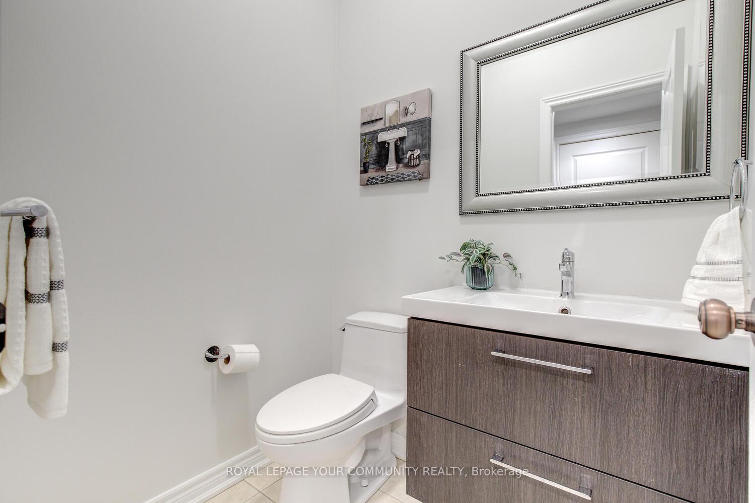 Photo 28 of 9 Lealinds Road, Vaughan, Patterson — HOMEH