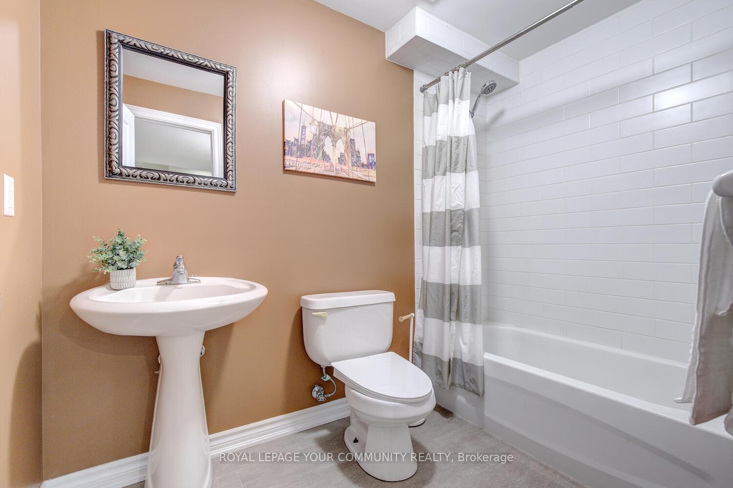 Photo 47 of 9 Lealinds Road, Vaughan, Patterson — HOMEH