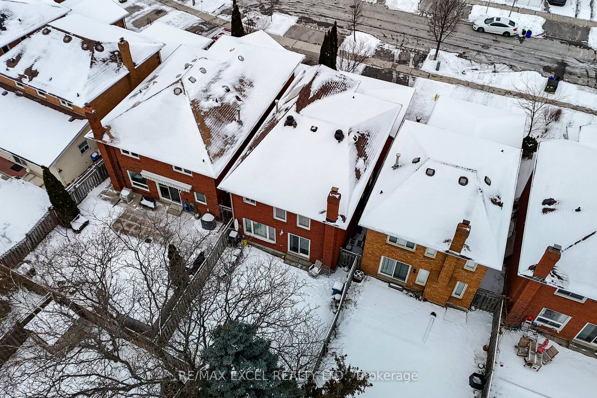Photo 20 of 72 Croteau Crescent, Vaughan, Crestwood-Springfarm-Yorkhill — HOMEH