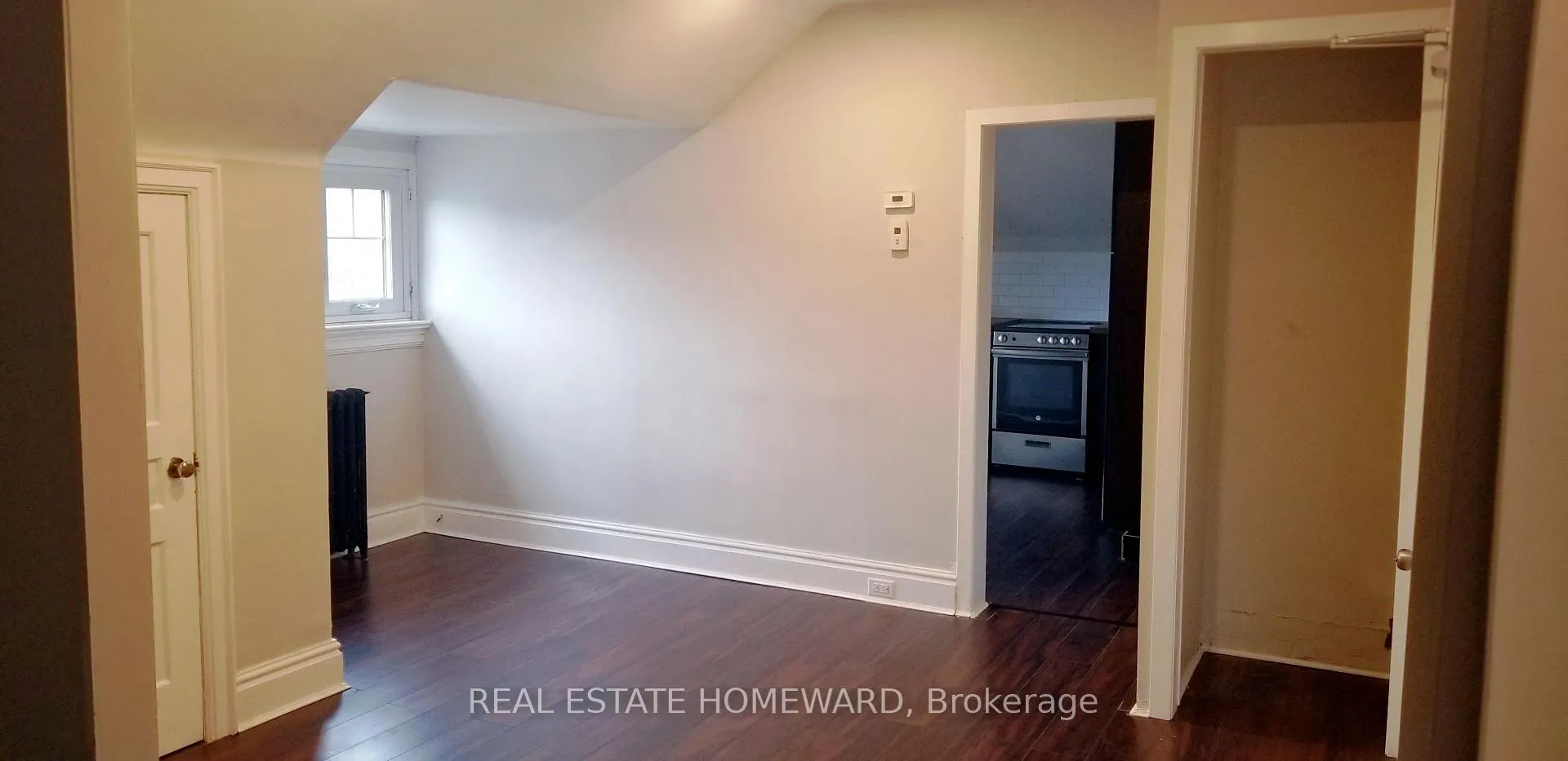 Photo 2 of Unit 3-73, 71 Mary Street, Barrie, City Centre — HOMEH