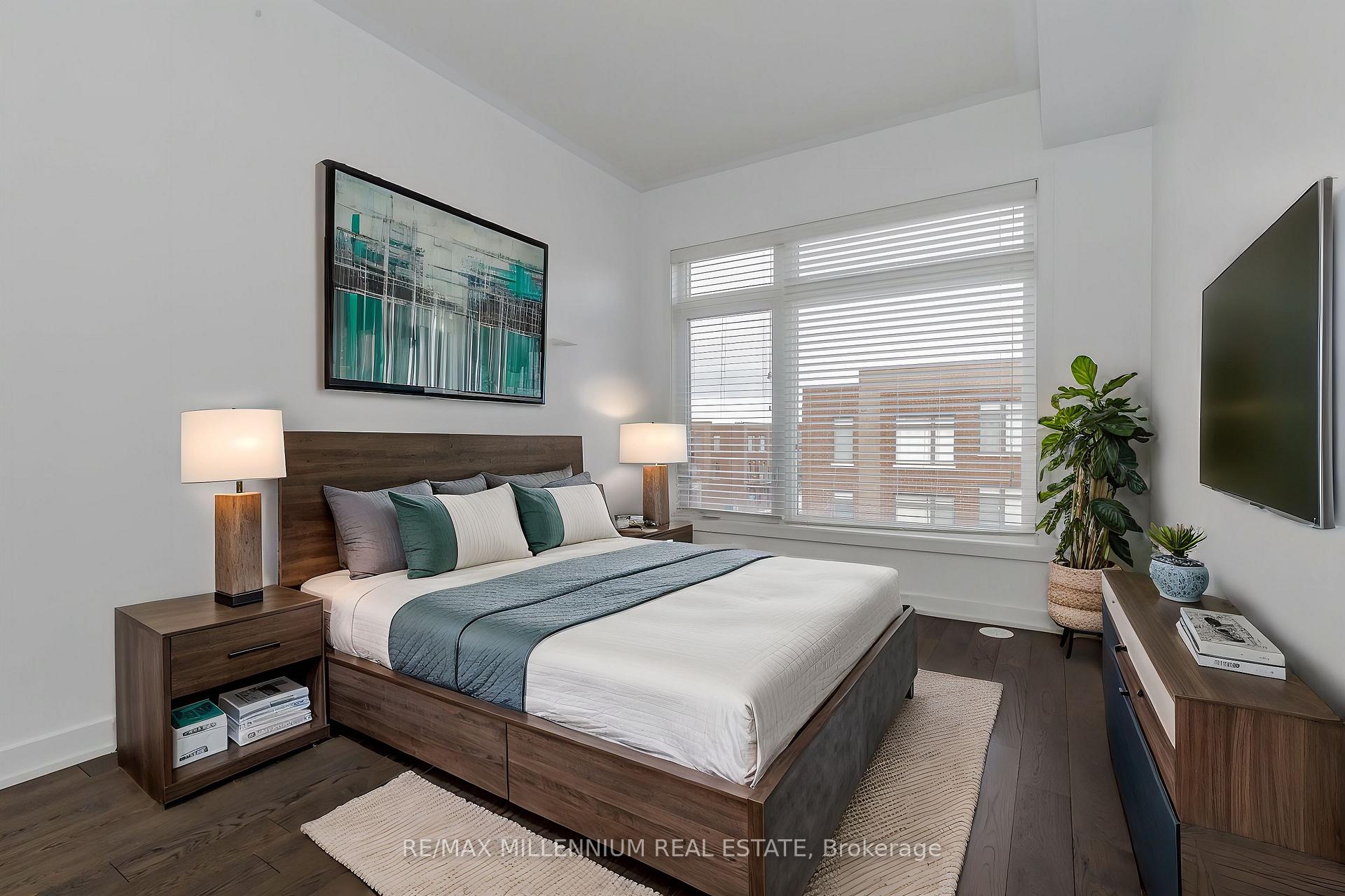 Photo 10 of 6 Lochlin Street, Vaughan, Vaughan Grove — HOMEH