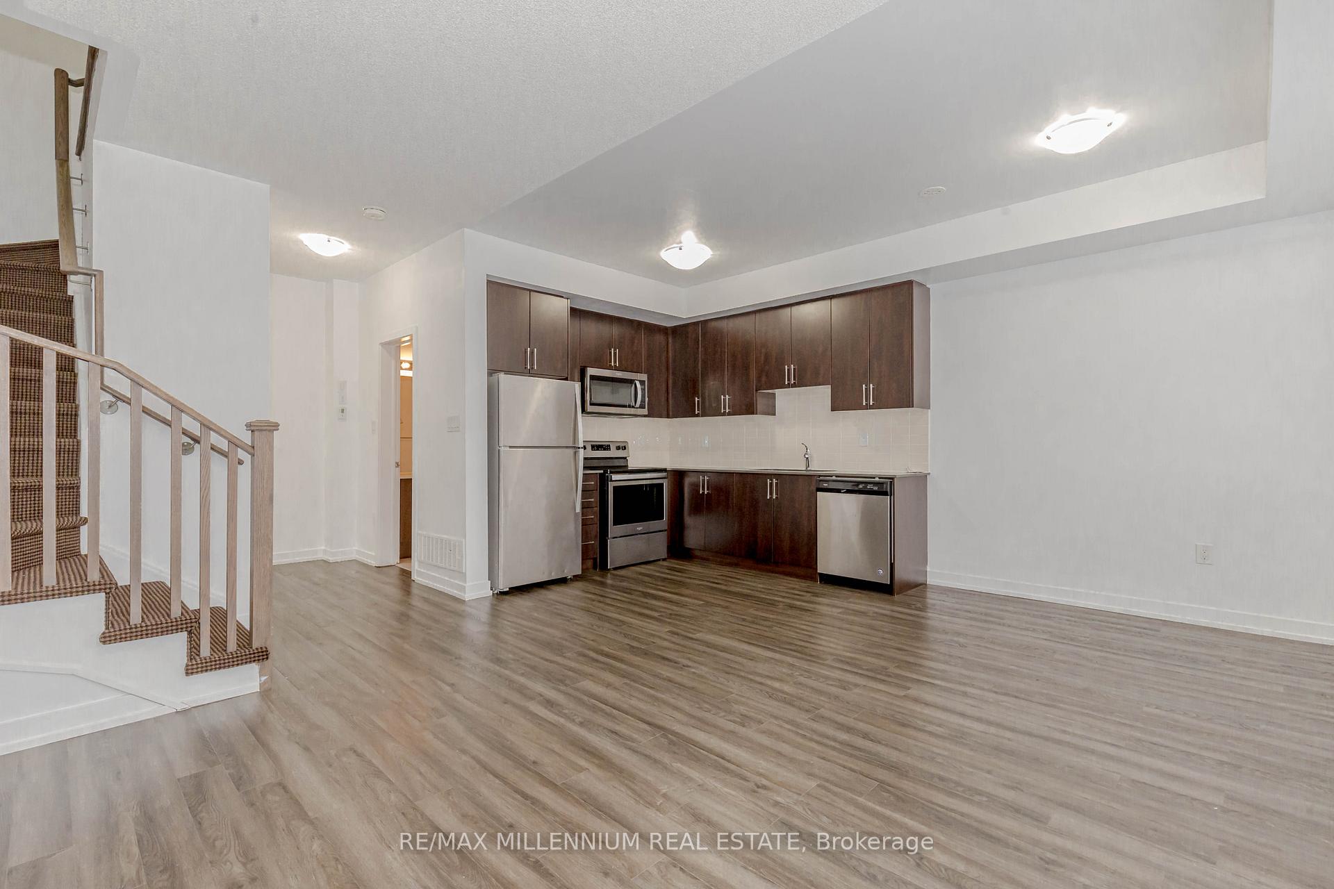 Photo 14 of 6 Lochlin Street, Vaughan, Vaughan Grove — HOMEH