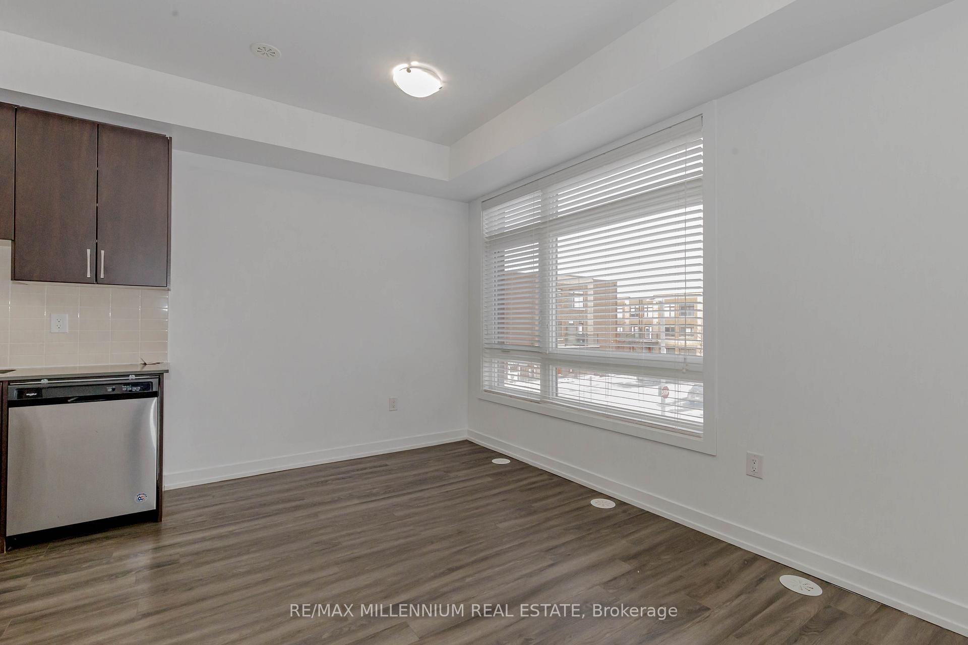Photo 19 of 6 Lochlin Street, Vaughan, Vaughan Grove — HOMEH