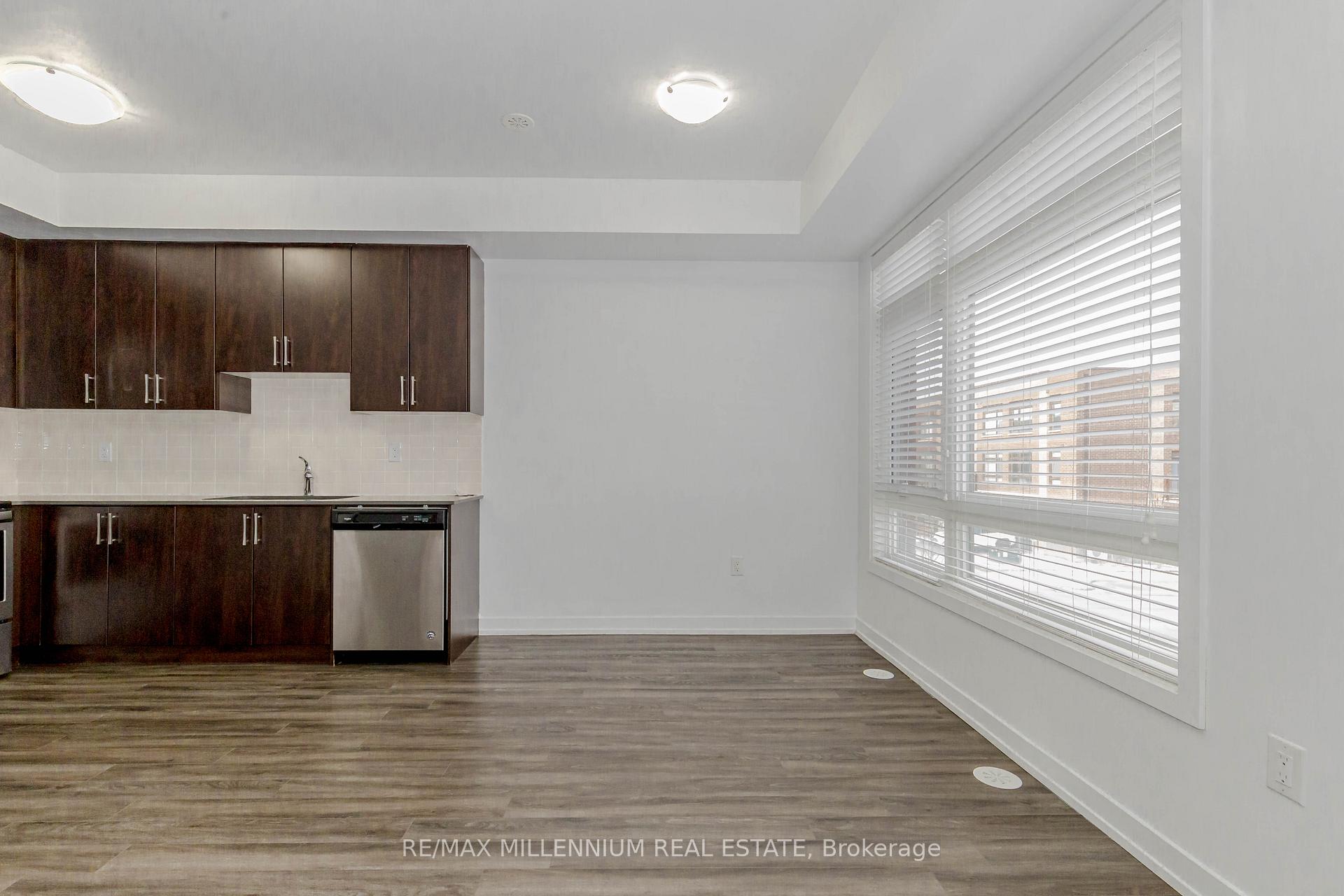 Photo 20 of 6 Lochlin Street, Vaughan, Vaughan Grove — HOMEH