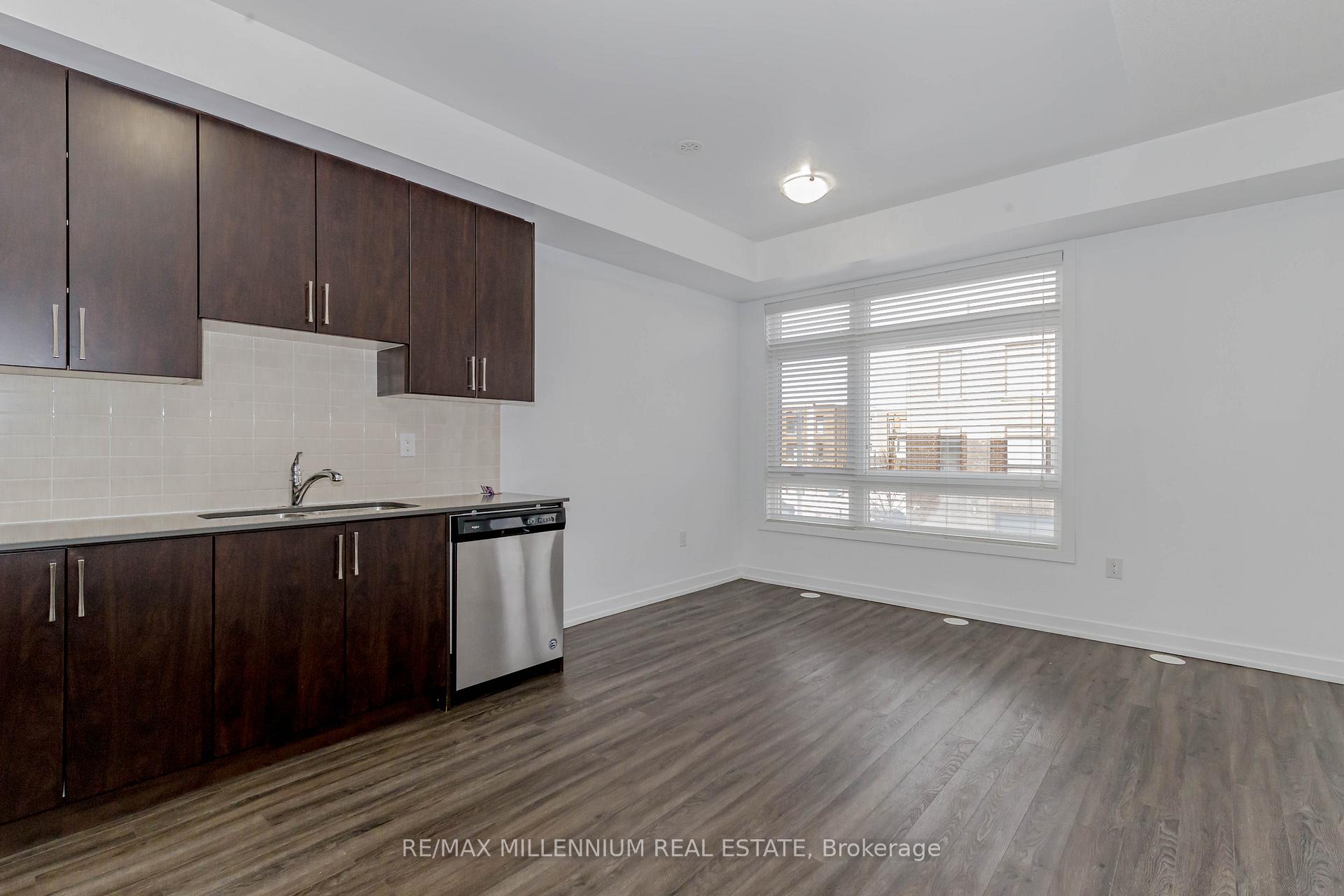 Photo 21 of 6 Lochlin Street, Vaughan, Vaughan Grove — HOMEH