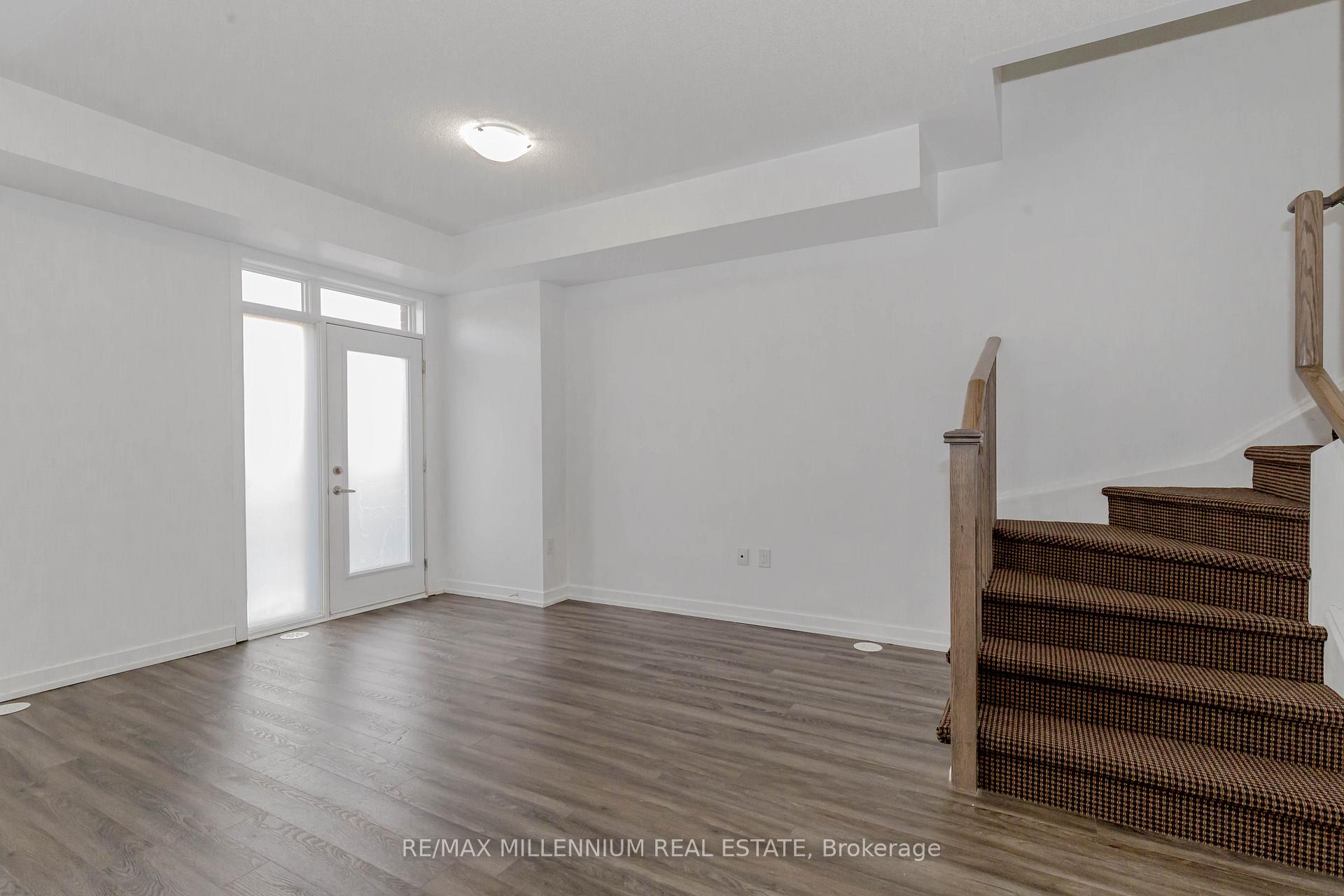 Photo 32 of 6 Lochlin Street, Vaughan, Vaughan Grove — HOMEH