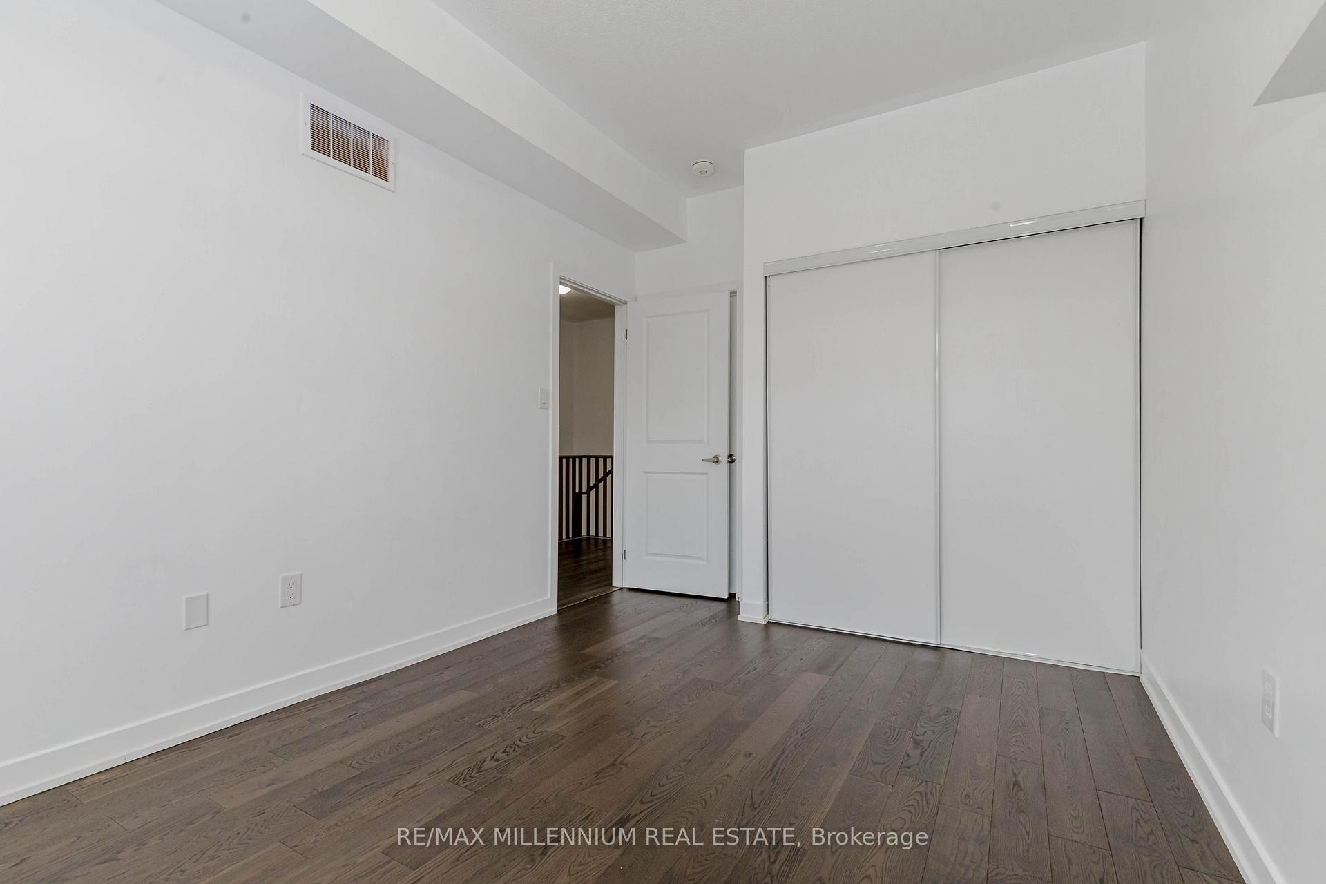Photo 37 of 6 Lochlin Street, Vaughan, Vaughan Grove — HOMEH