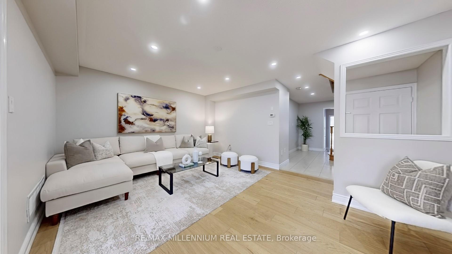 Photo 6 of 80 Keystar Court, Vaughan, Vellore Village — HOMEH