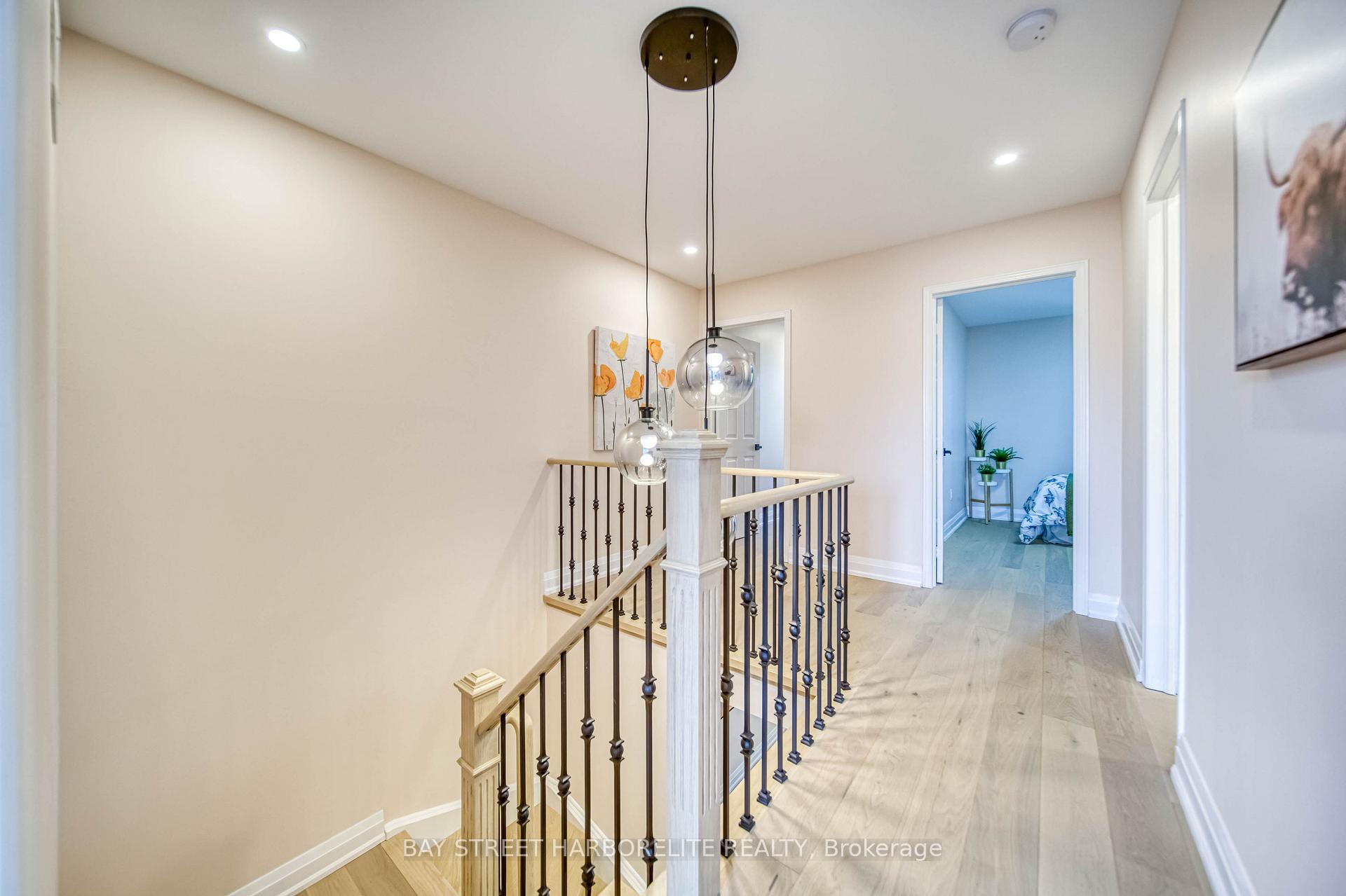 Photo 18 of 63 Sassafras Circle, Vaughan, Patterson — HOMEH
