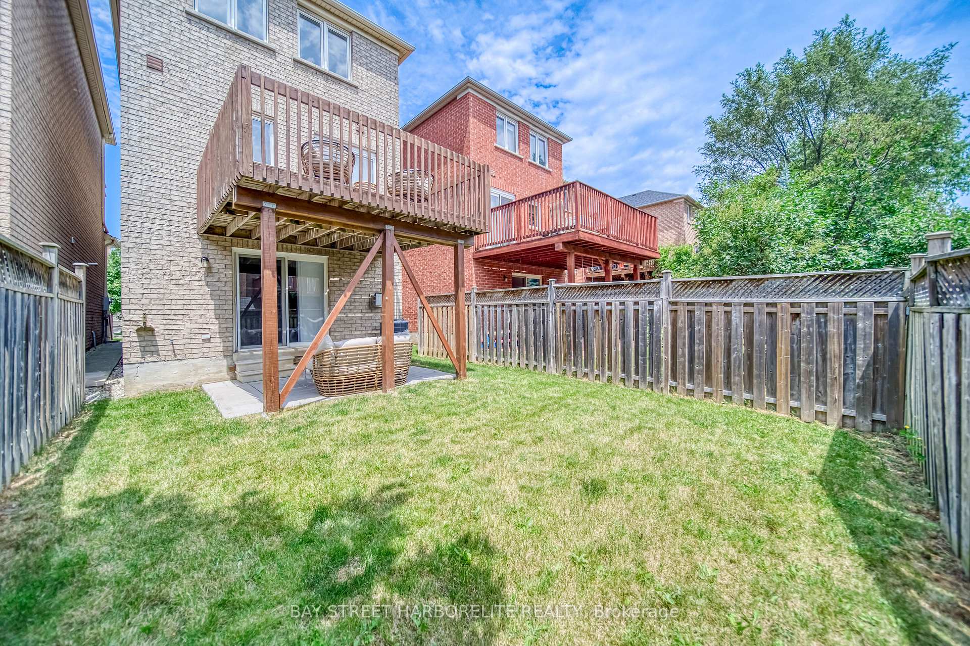 Photo 31 of 63 Sassafras Circle, Vaughan, Patterson — HOMEH