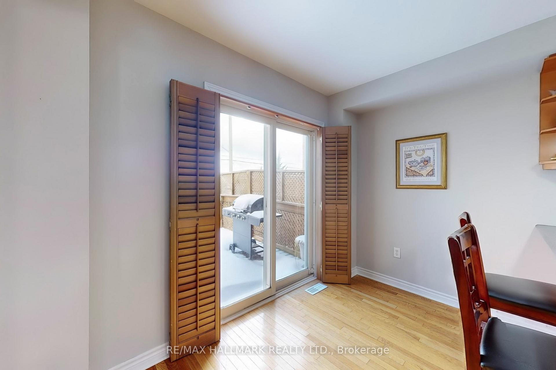 Photo 14 of 68 Beaverbrook Crescent, Vaughan, Rural Vaughan — HOMEH