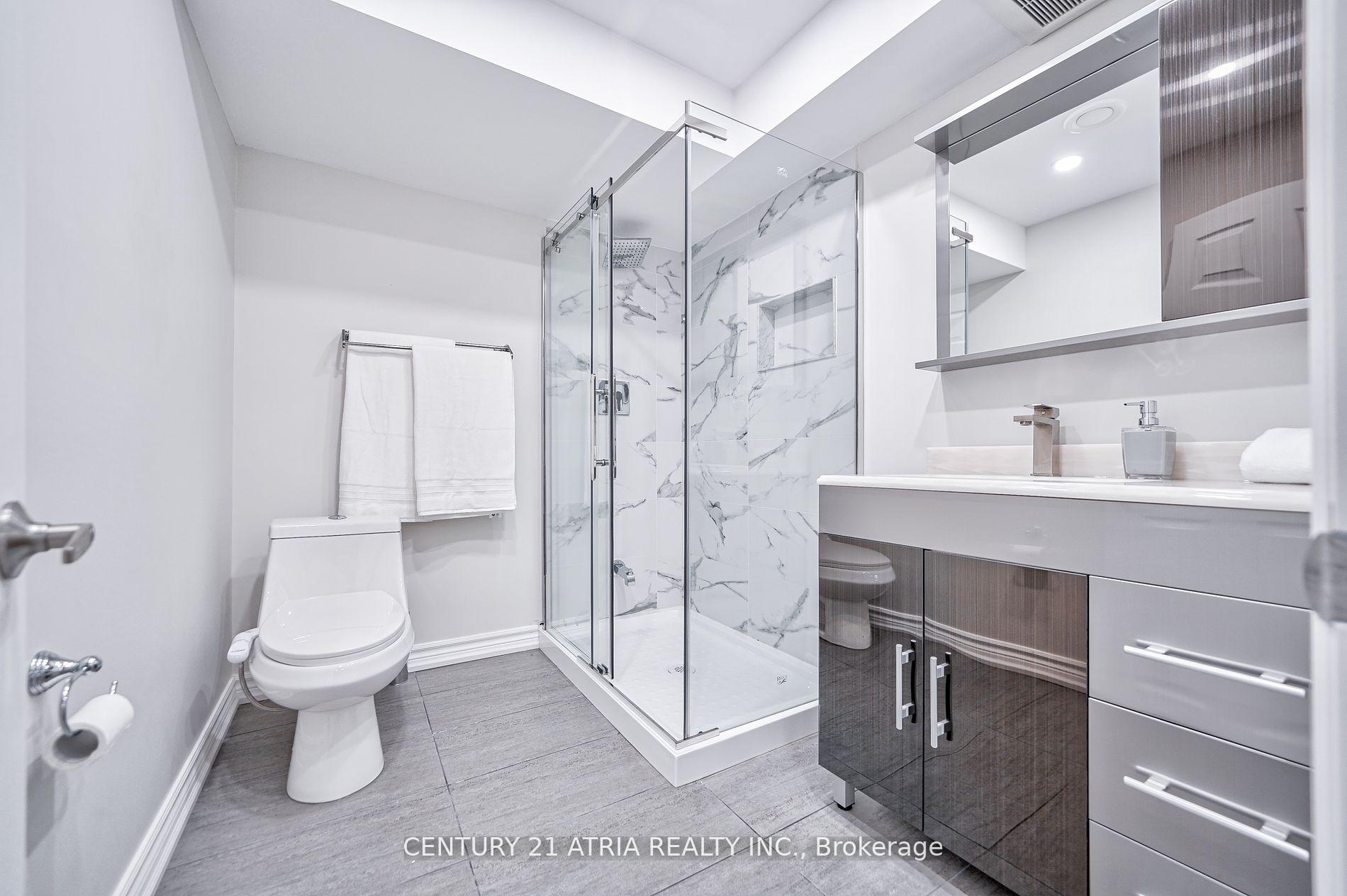 Photo 37 of 25 Gauguin Avenue, Vaughan, Patterson — HOMEH
