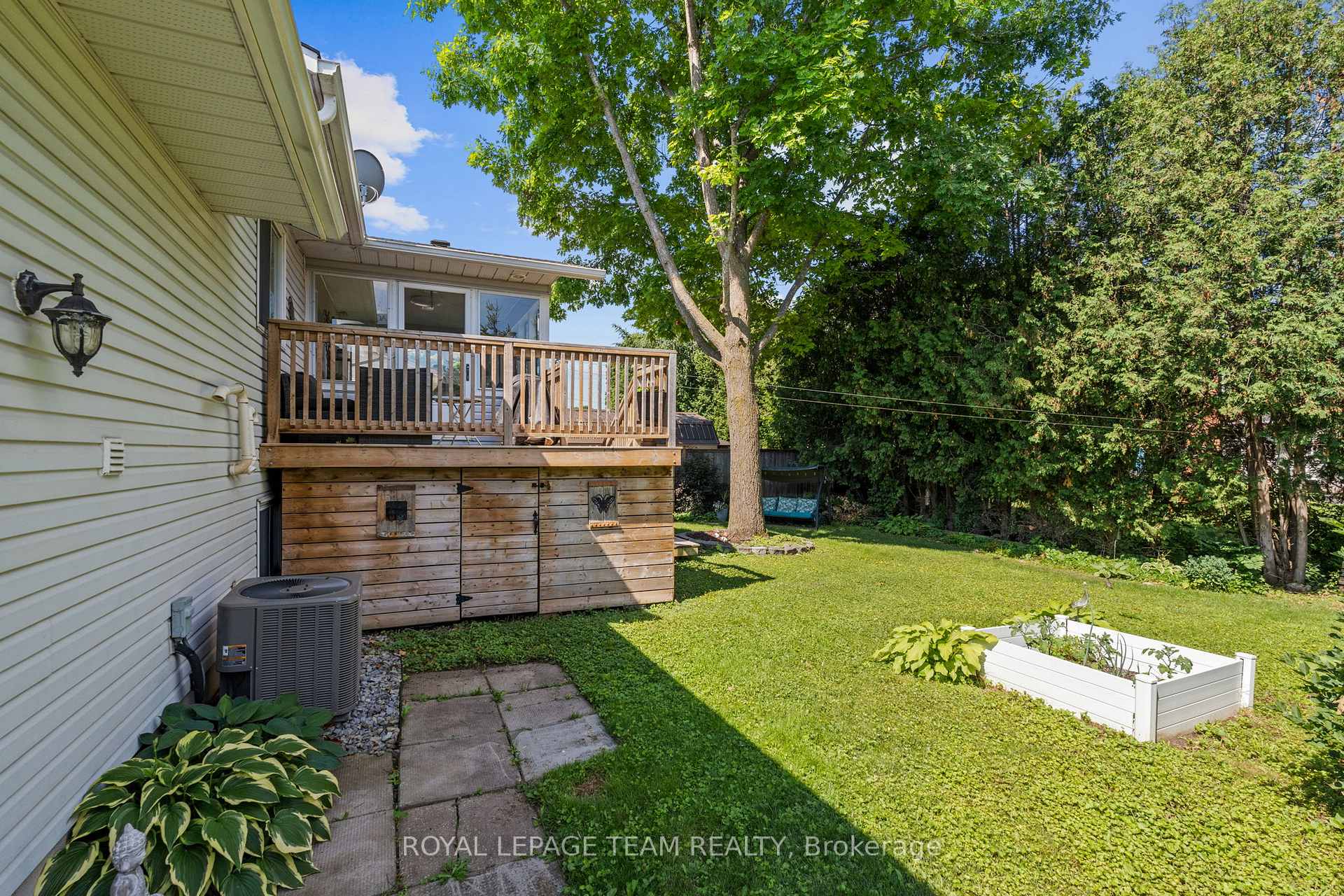 Photo 35 of 151 Nelson Street, Carleton Place — HOMEH