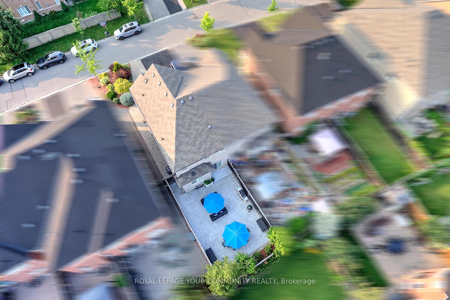 Photo 2 of 115 Mahogany Forest Drive, Vaughan, Patterson — HOMEH