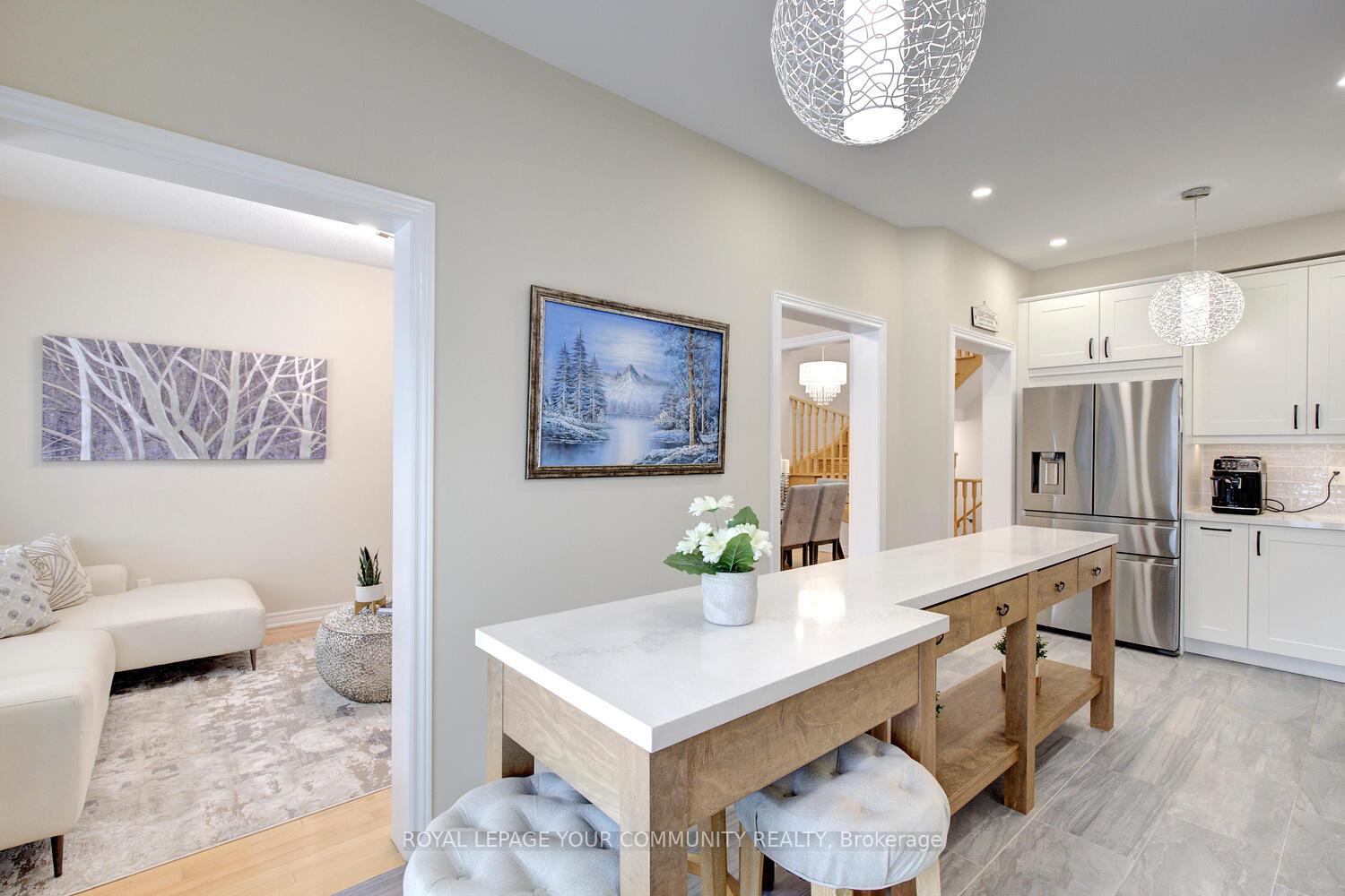 Photo 14 of 115 Mahogany Forest Drive, Vaughan, Patterson — HOMEH