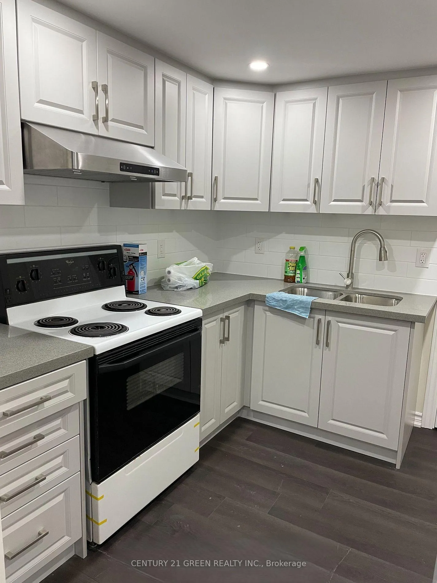 Photo 9 of 141 Columbia Road E, Barrie, Holly — HOMEH