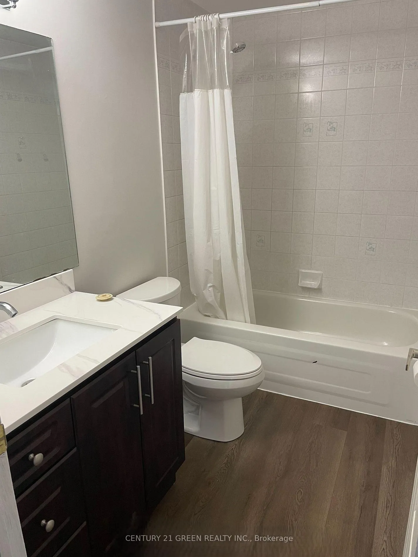 Photo 14 of 141 Columbia Road E, Barrie, Holly — HOMEH
