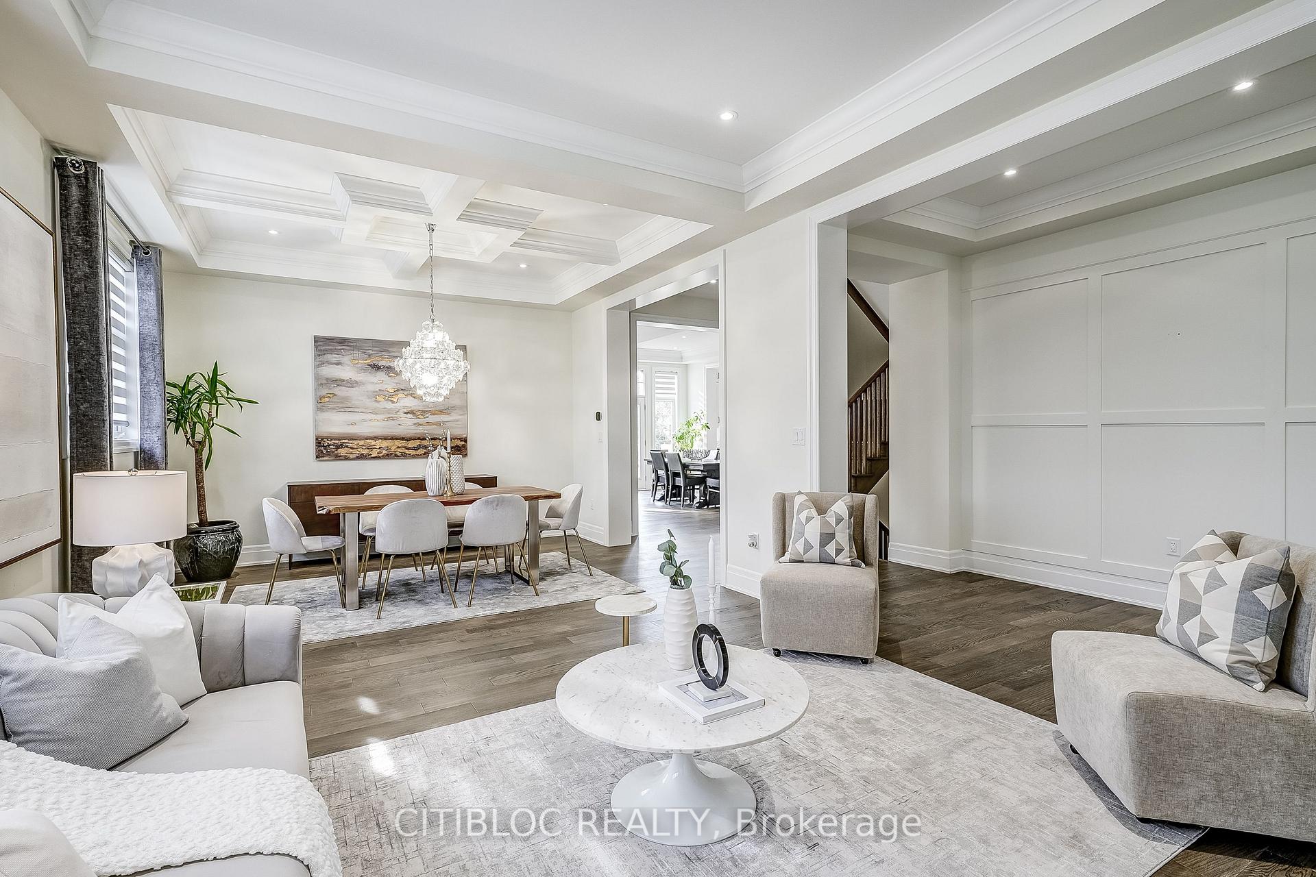 Photo 7 of 157 Klein Mills Road, Vaughan, Kleinburg — HOMEH