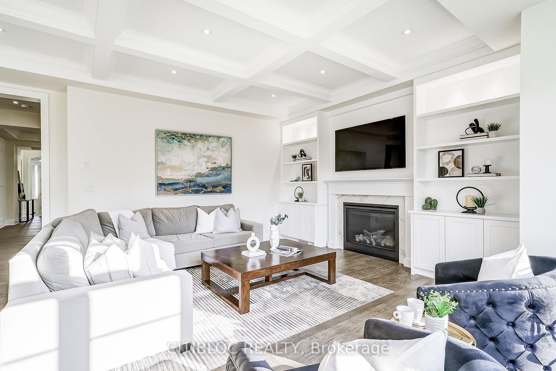 Photo 11 of 157 Klein Mills Road, Vaughan, Kleinburg — HOMEH