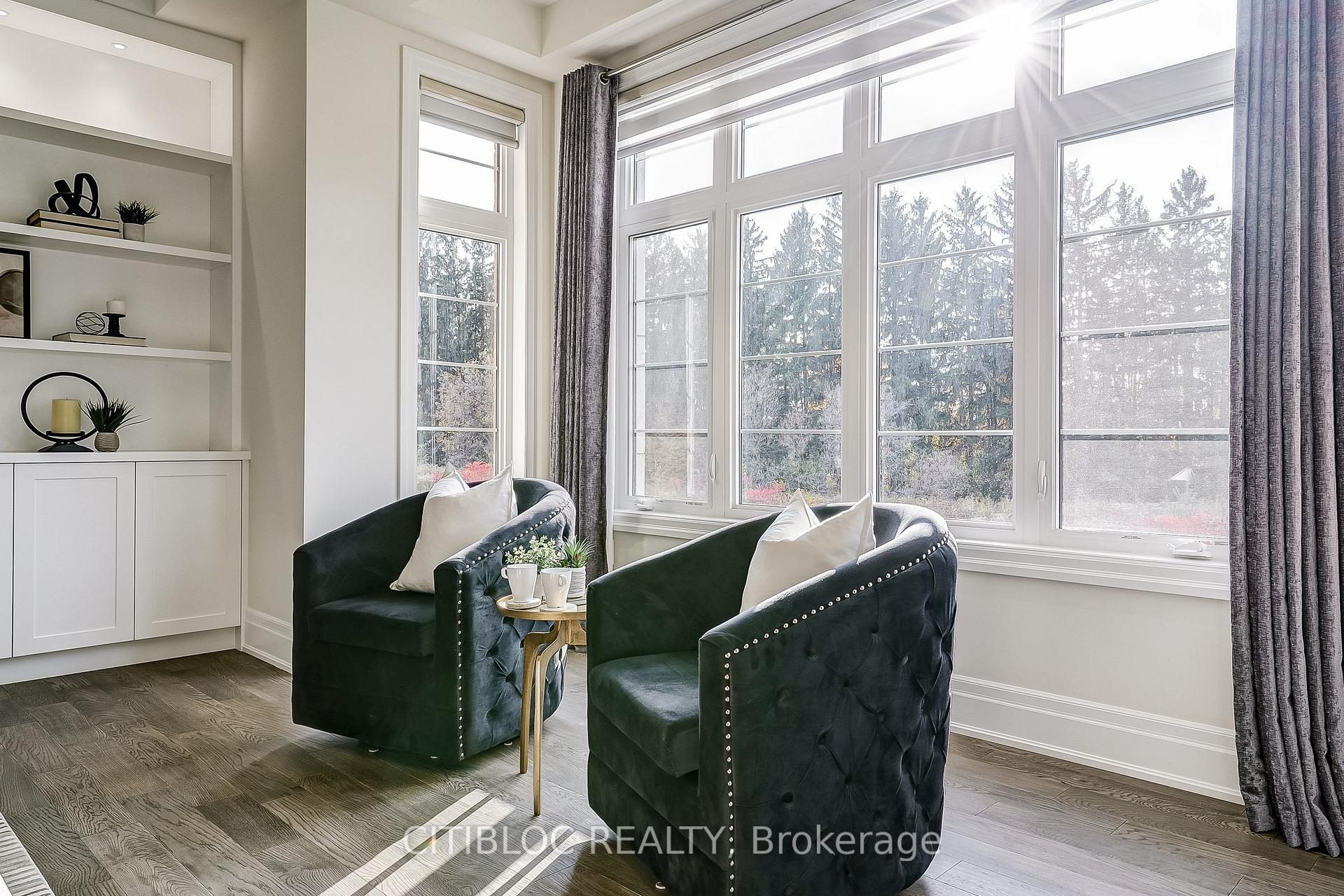 Photo 18 of 157 Klein Mills Road, Vaughan, Kleinburg — HOMEH