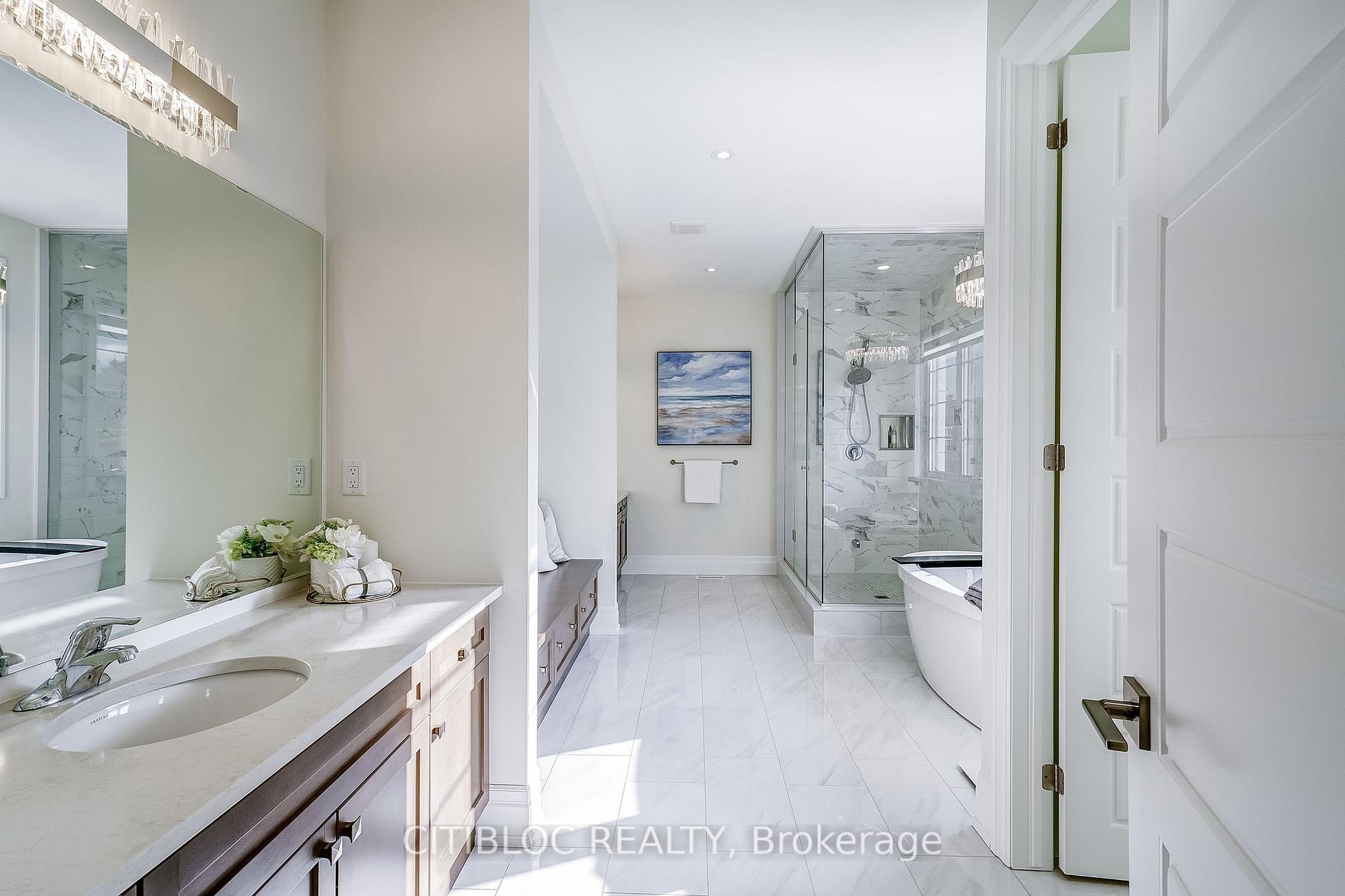 Photo 21 of 157 Klein Mills Road, Vaughan, Kleinburg — HOMEH
