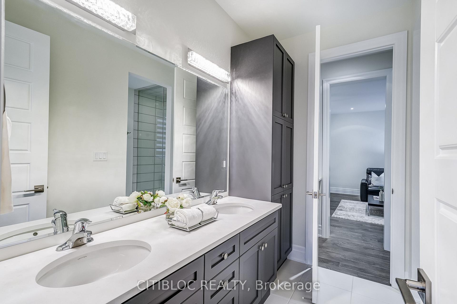 Photo 31 of 157 Klein Mills Road, Vaughan, Kleinburg — HOMEH