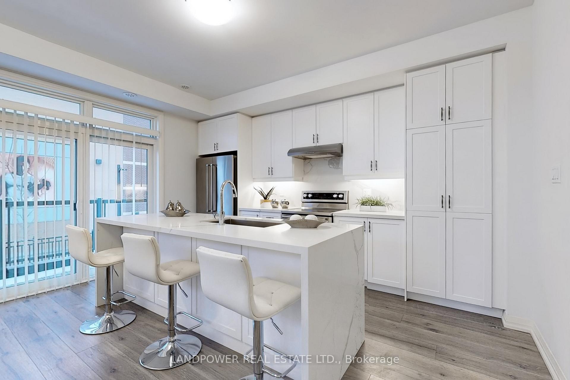 Photo 12 of 26 Canner Court, Vaughan, Patterson — HOMEH