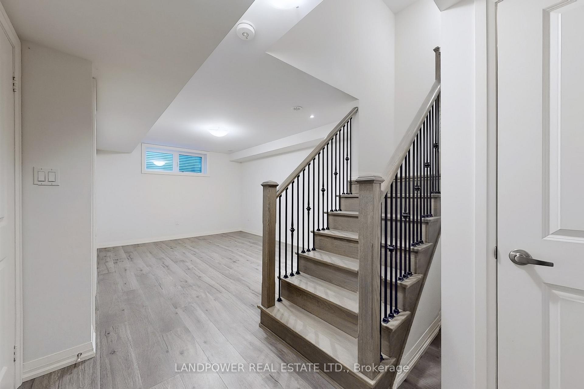 Photo 30 of 26 Canner Court, Vaughan, Patterson — HOMEH