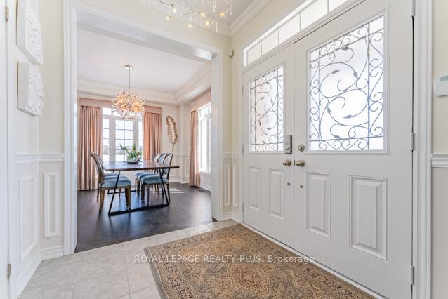 Photo 4 of 66 Killington Avenue, Vaughan, Kleinburg — HOMEH