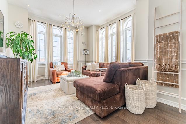 Photo 29 of 66 Killington Avenue, Vaughan, Kleinburg — HOMEH