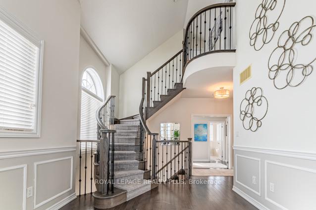 Photo 32 of 66 Killington Avenue, Vaughan, Kleinburg — HOMEH