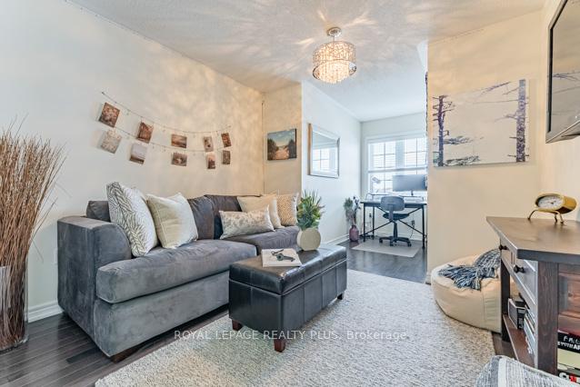Photo 37 of 66 Killington Avenue, Vaughan, Kleinburg — HOMEH