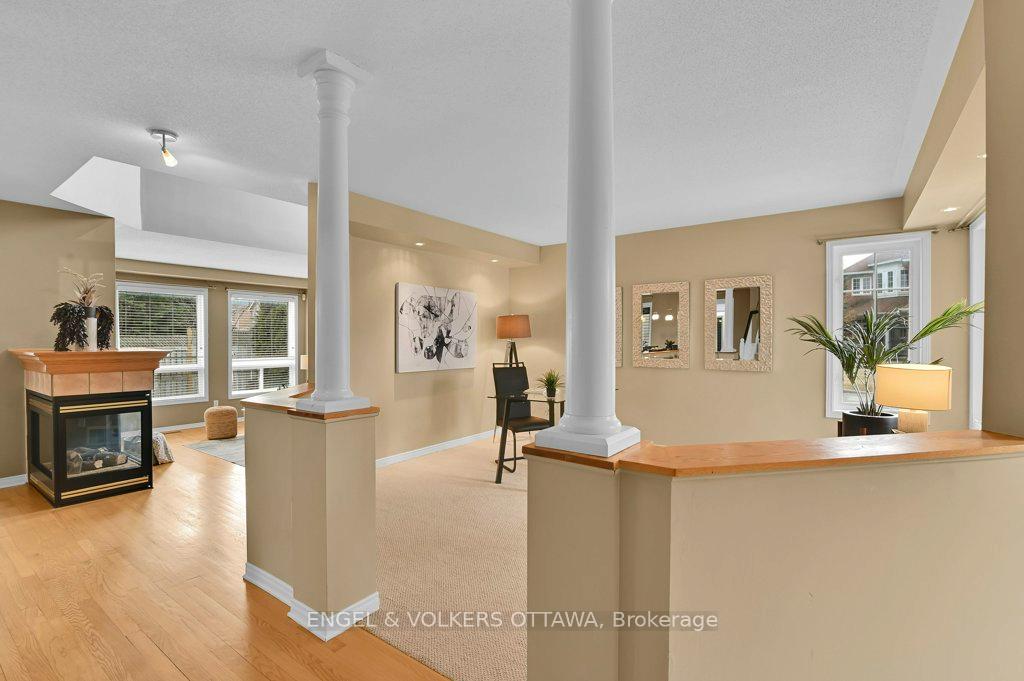 Photo 7 of 38 Whitestone Drive, Ottawa, Central Park — HOMEH