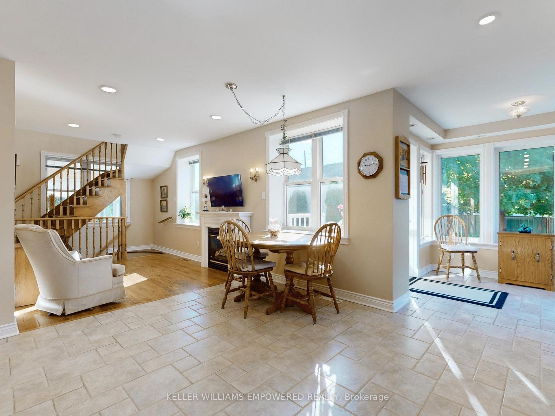 Photo 8 of 1300 Langstaff Road, Vaughan, Patterson — HOMEH