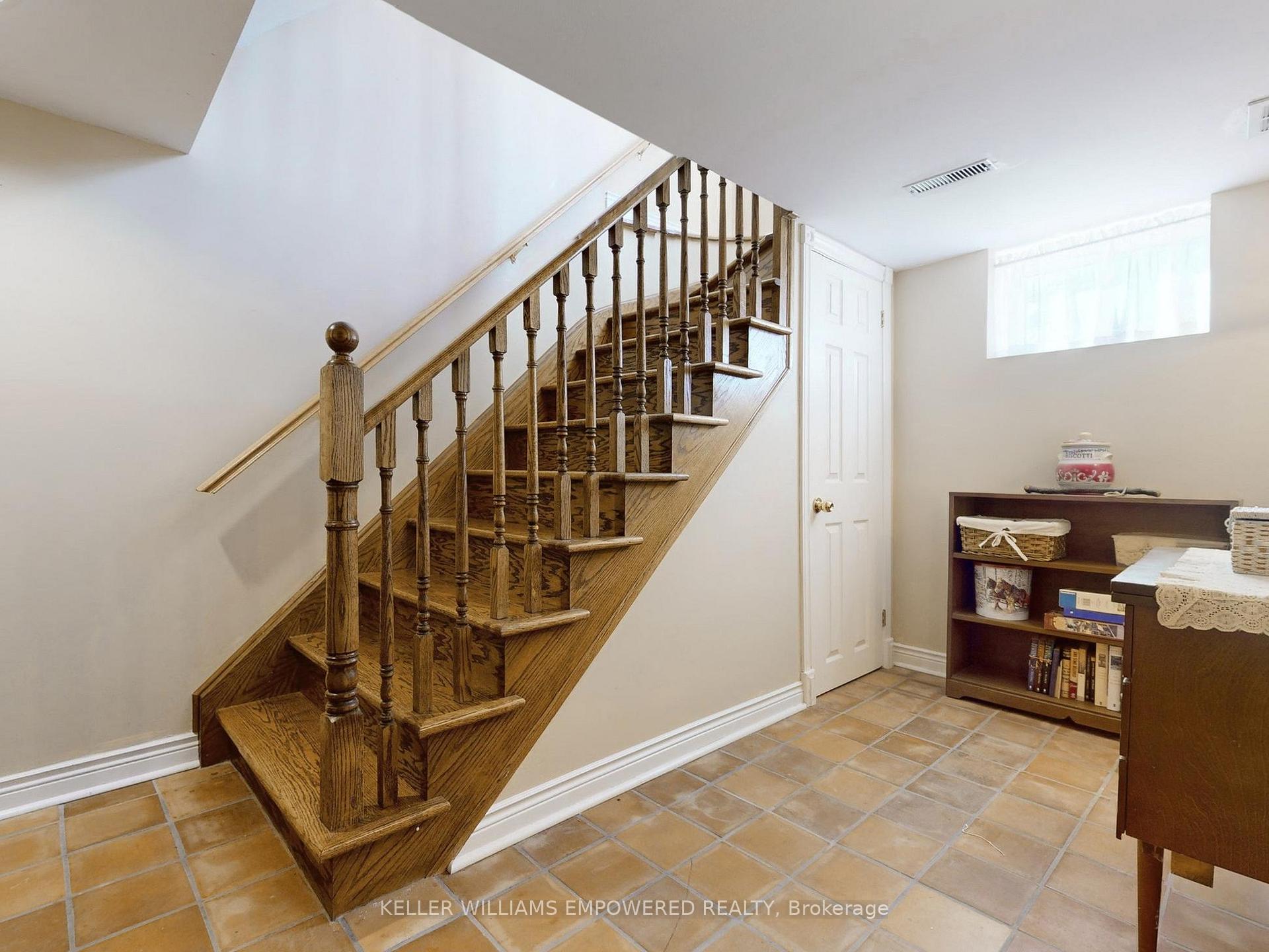 Photo 19 of 1300 Langstaff Road, Vaughan, Patterson — HOMEH