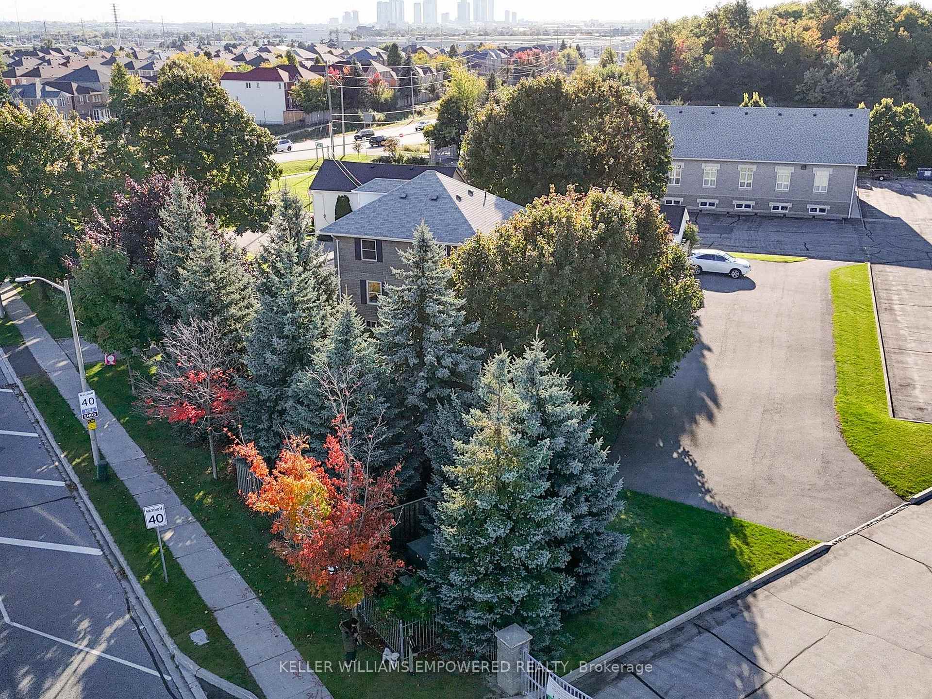 Photo 37 of 1300 Langstaff Road, Vaughan, Patterson — HOMEH