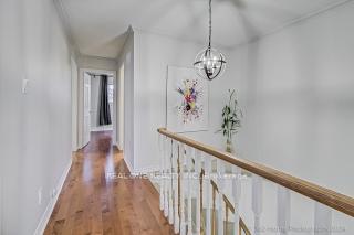Photo 14 of 136 Jaimie Road, Vaughan, Brownridge — HOMEH