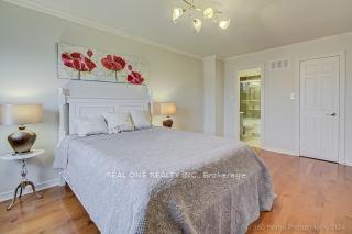 Photo 16 of 136 Jaimie Road, Vaughan, Brownridge — HOMEH