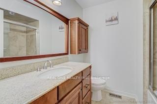 Photo 19 of 136 Jaimie Road, Vaughan, Brownridge — HOMEH