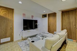 Photo 23 of 136 Jaimie Road, Vaughan, Brownridge — HOMEH