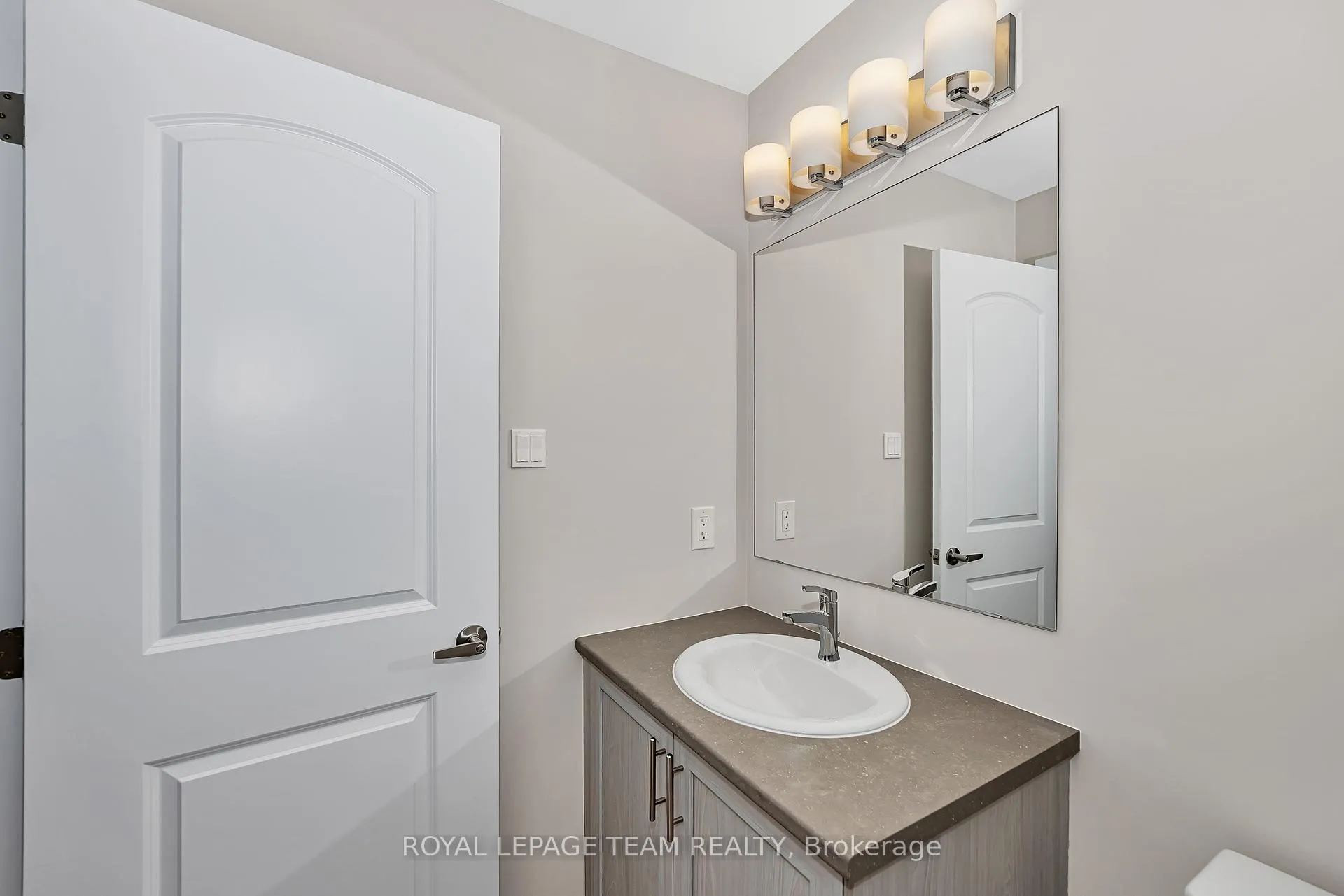 Photo 24 of 48 Pumice Place S, Ottawa, Barrhaven - Half Moon Bay — HOMEH