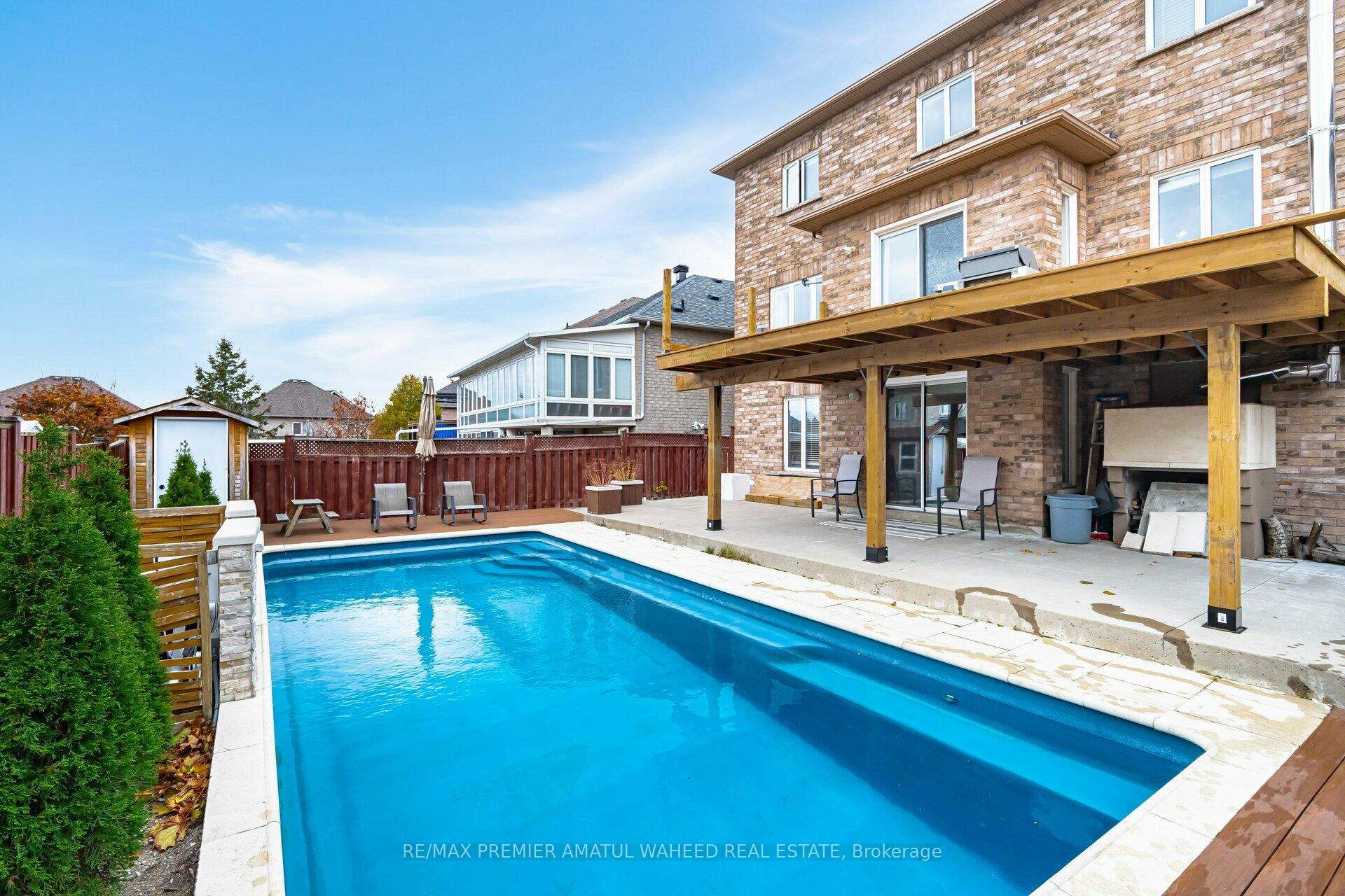 Photo 33 of 53 Crown Crescent, Vaughan, Sonoma Heights — HOMEH