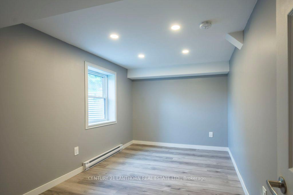 Photo 6 of Unit Unit B, 66 Crestview Avenue, Belleville, Belleville Ward — HOMEH