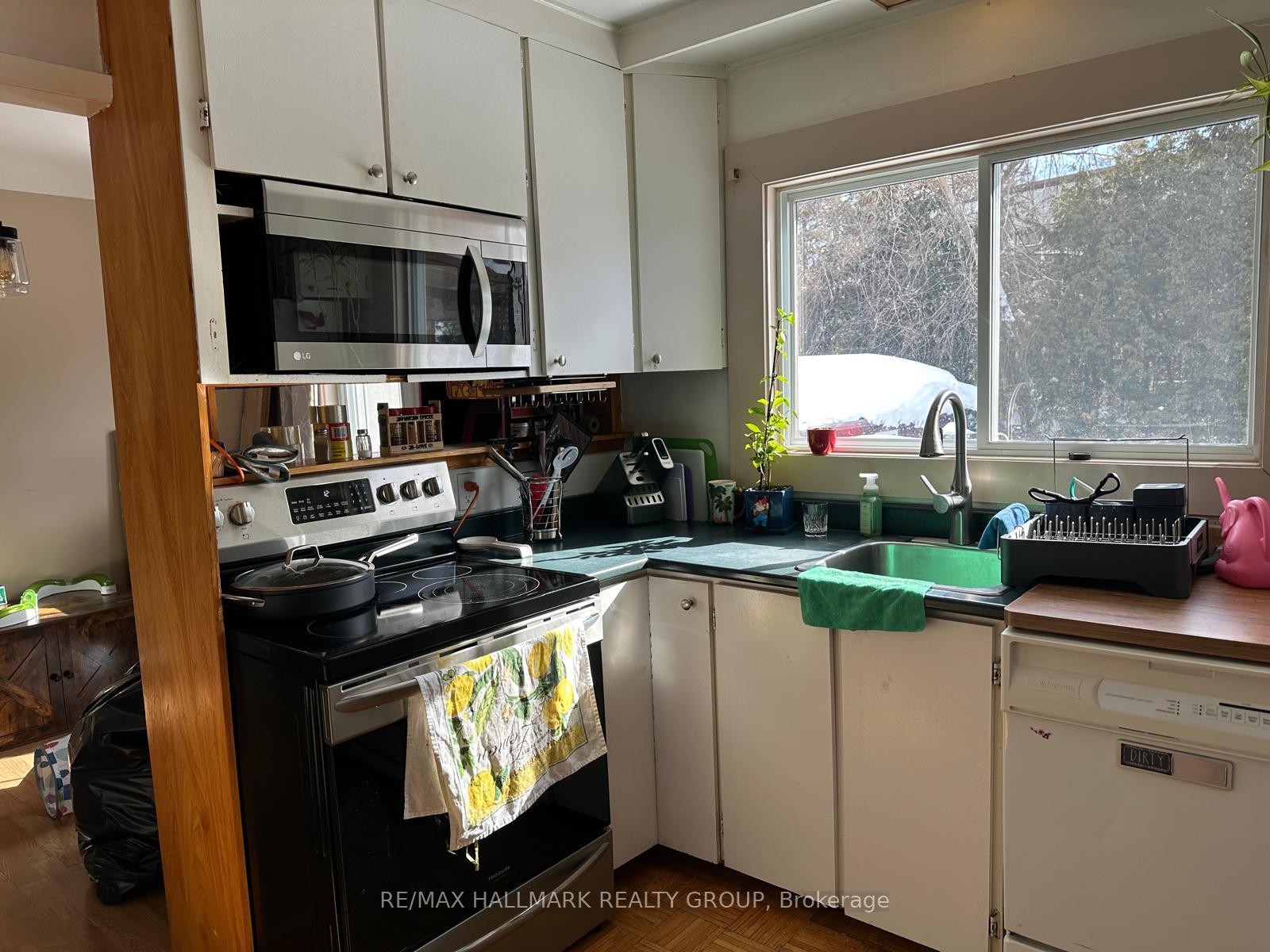 Photo 7 of 2460A Leitrim Road, Ottawa, Emerald Woods/Sawmill Creek — HOMEH