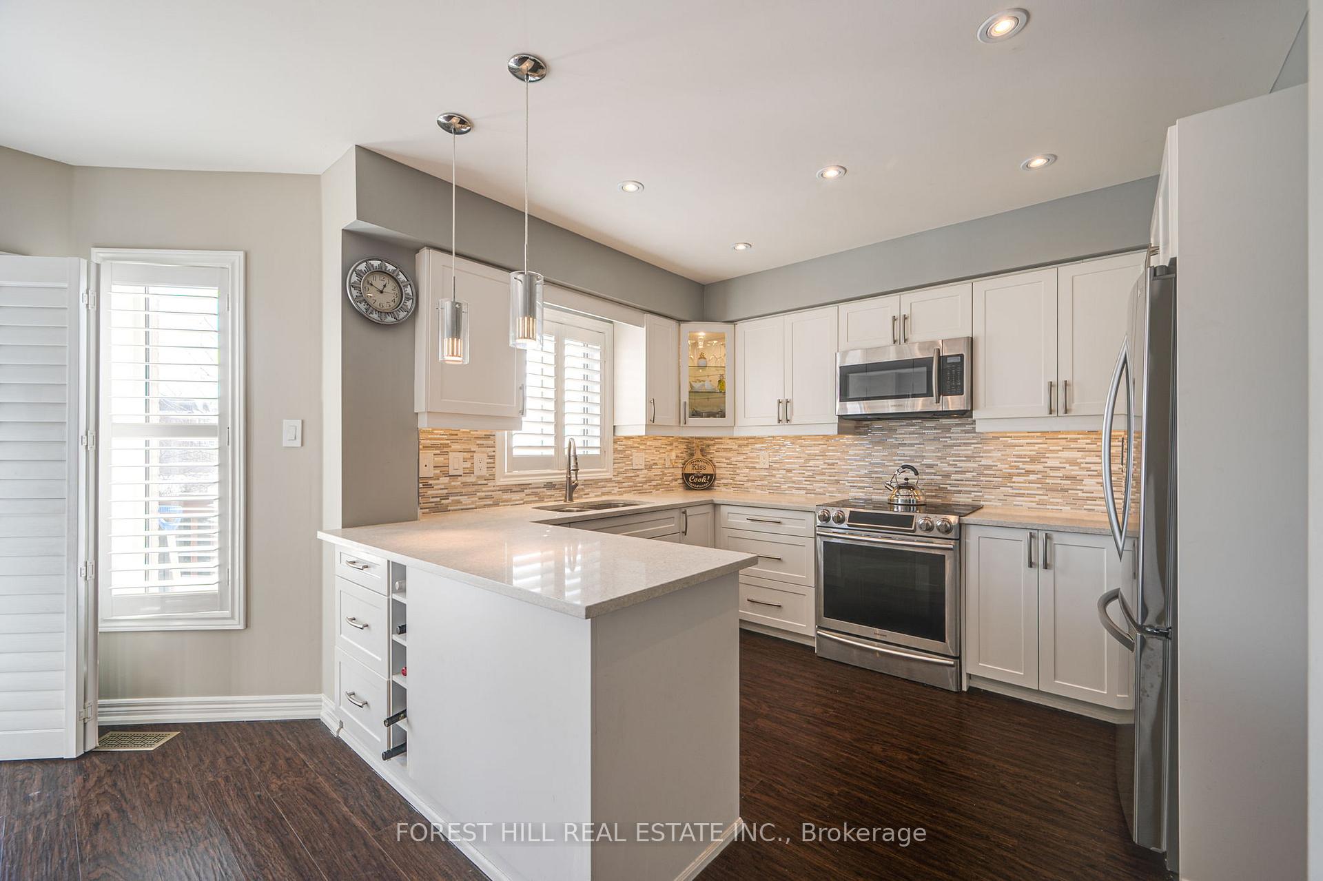 Photo 11 of 74 Solway Avenue, Vaughan, Maple — HOMEH