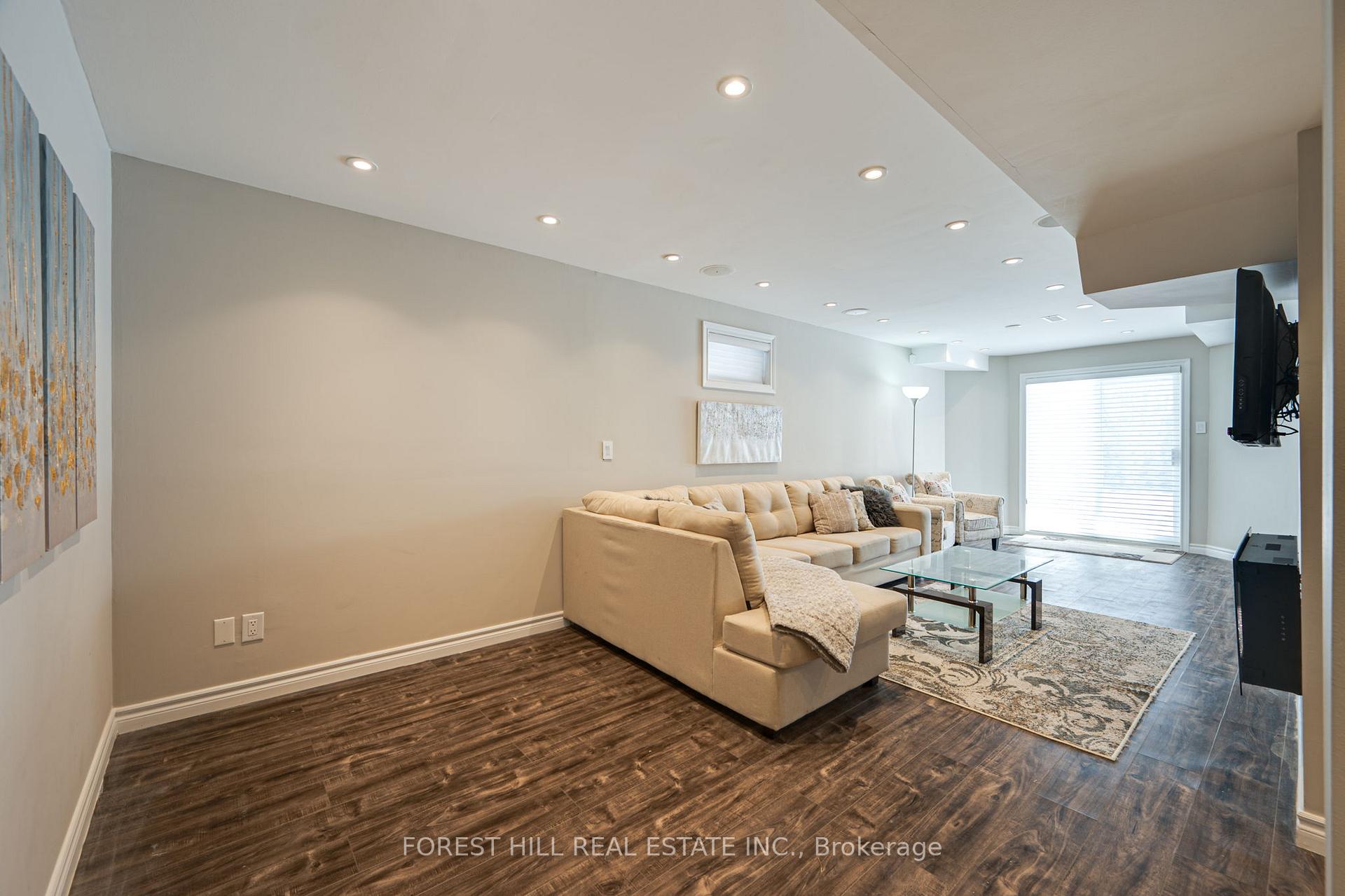 Photo 28 of 74 Solway Avenue, Vaughan, Maple — HOMEH
